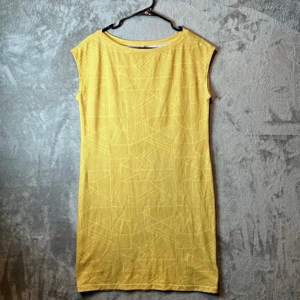 Yellow Geometric Knit Cap-Sleeve Top